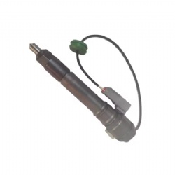 QST30 喷油器 4025279 3093282 发动机配件